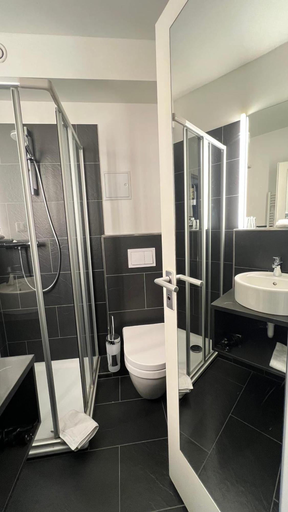 Medo 4* Cologne